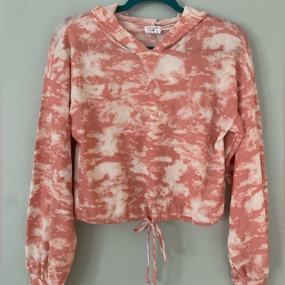 NWT Lelis Hoodie
